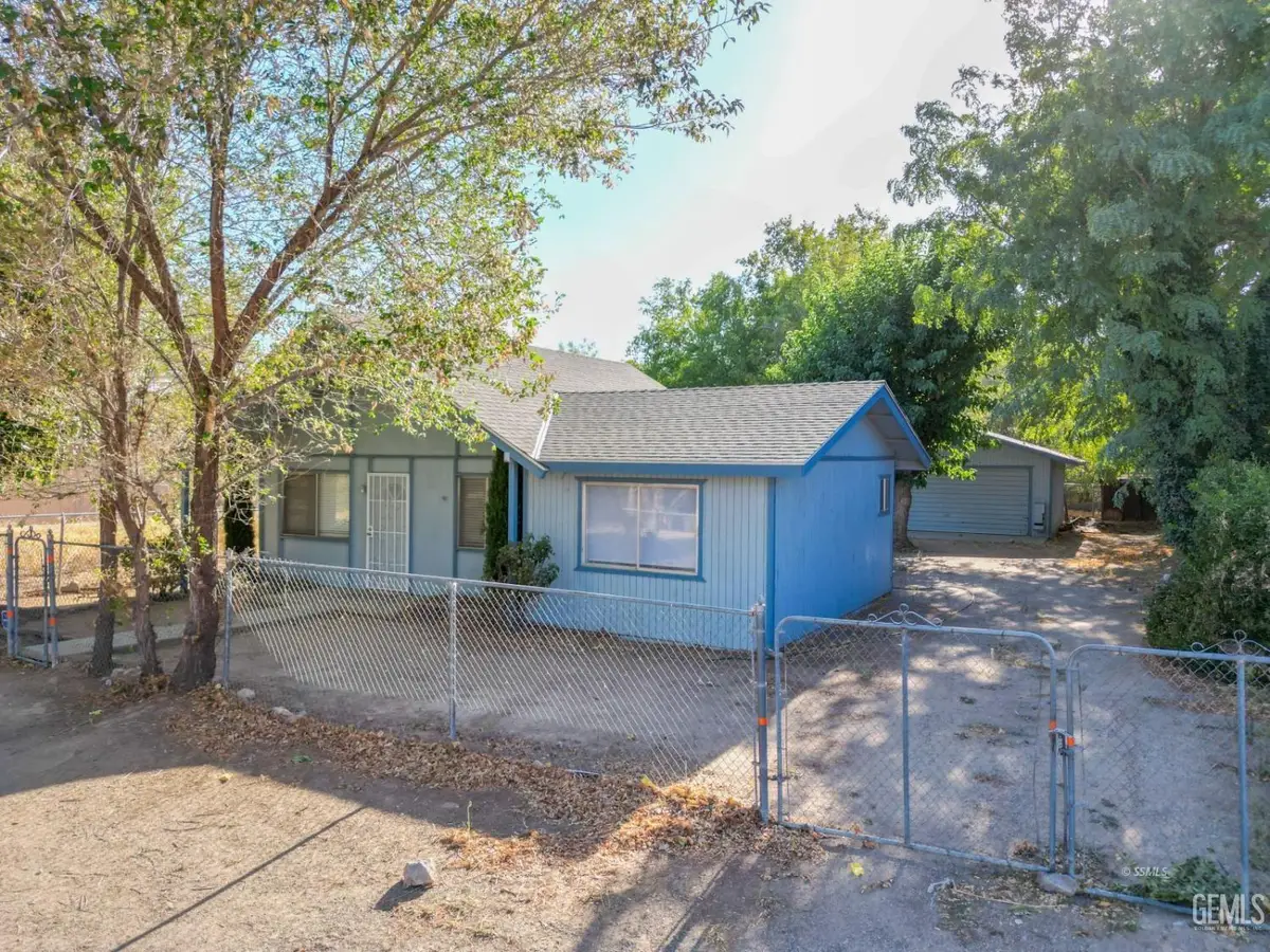 102 PARKWAY STREET, Wofford Heights, CA 93285 - #1
