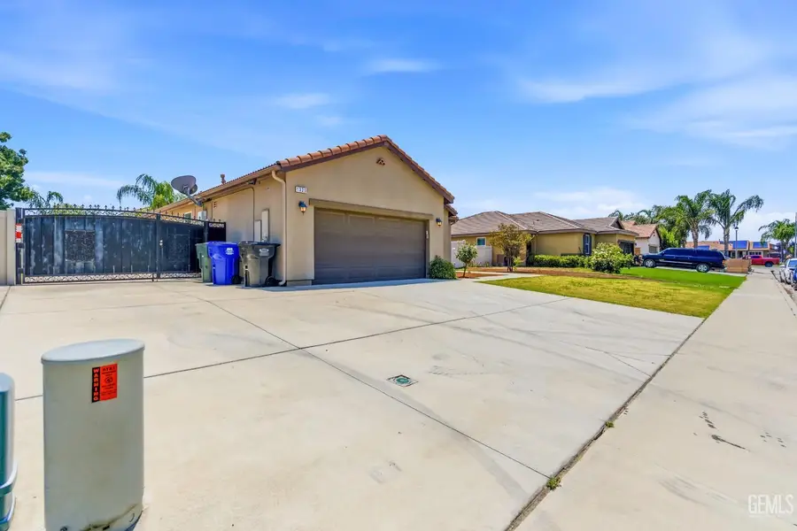 1325 SERINIDAD WAY, Arvin, CA 93203 - #3