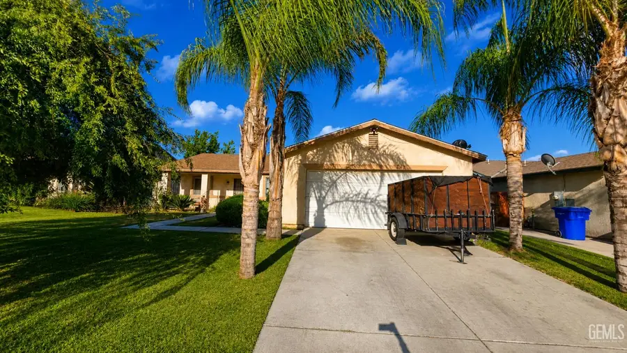 823 DEER RIDGE DRIVE, Bakersfield, CA 93306 - #3