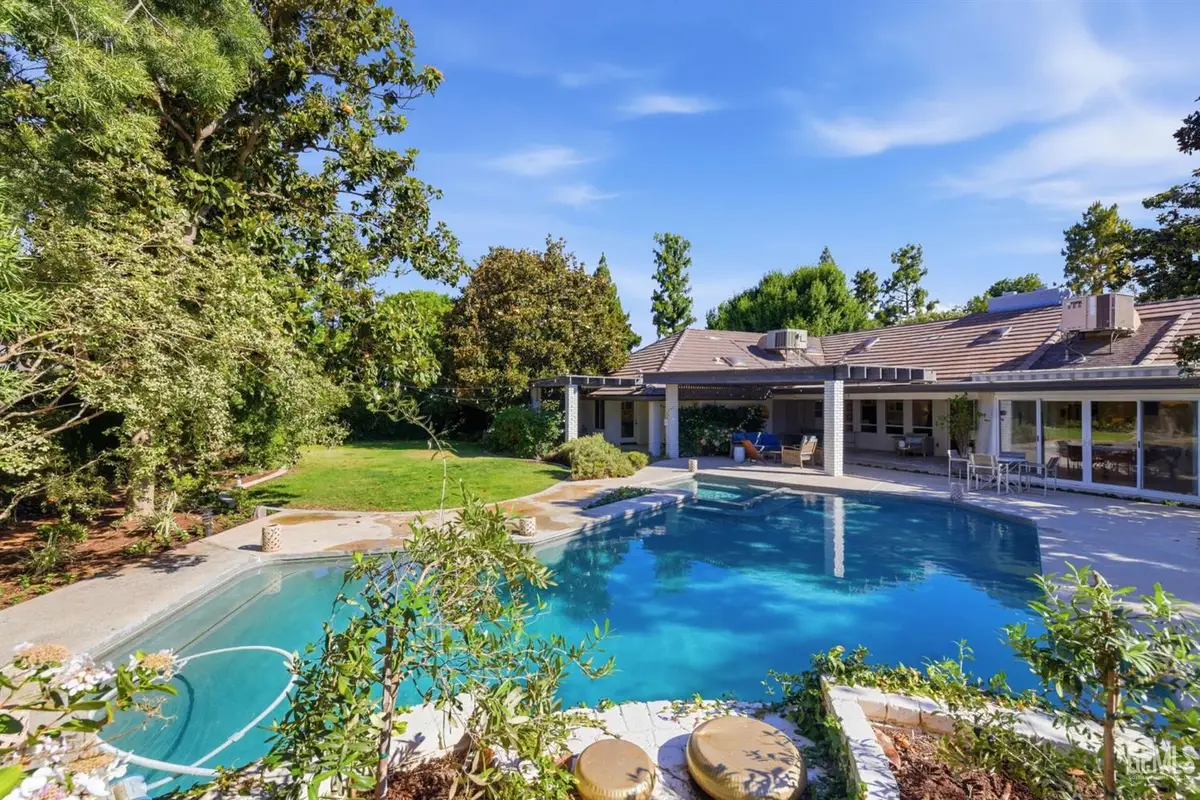 8800 SAINT CLOUD LANE, Bakersfield, CA 93311 - #1