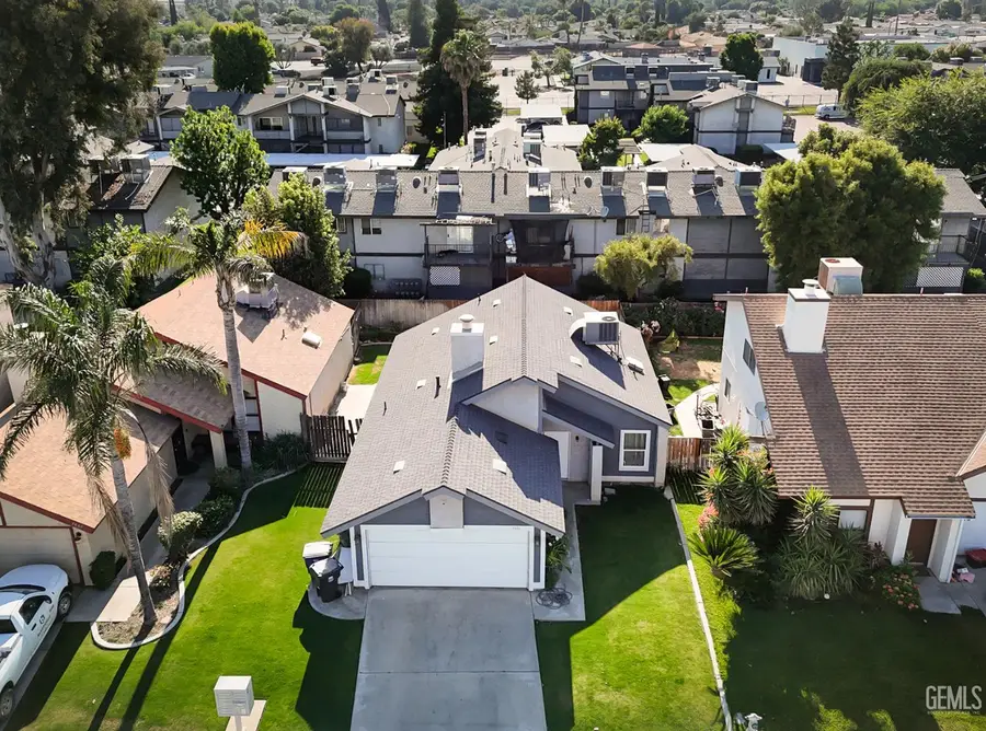 3801 CYPRESS GLEN BOULEVARD, Bakersfield, CA 93309 - #2