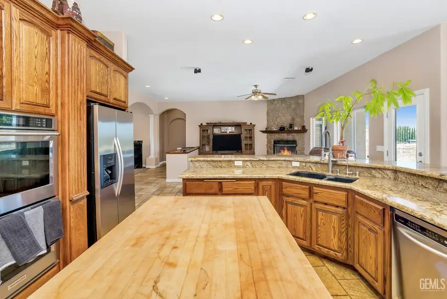 20900 FALLEN LEAF DRIVE, Tehachapi, CA 93561 - #3