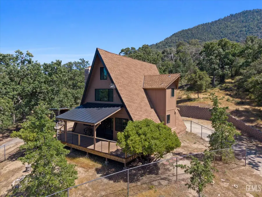 28207 OAKS RANCHO ROAD, Keene, CA 93531 - #2