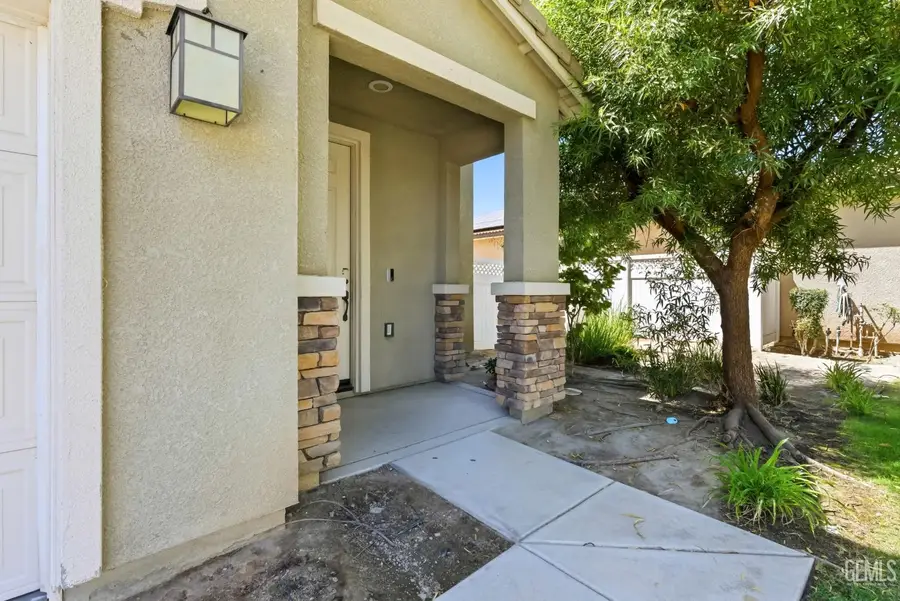 23 WHITE ALDER DRIVE, Bakersfield, CA 93314 - #3