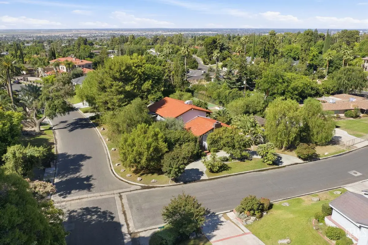 4265 COUNTRY CLUB DRIVE, Bakersfield, CA 93306 - #1