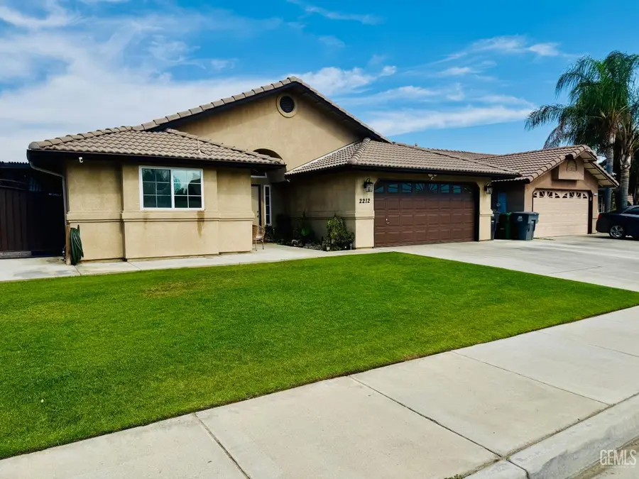 2212 S A STREET, Arvin, CA 93203 - #2