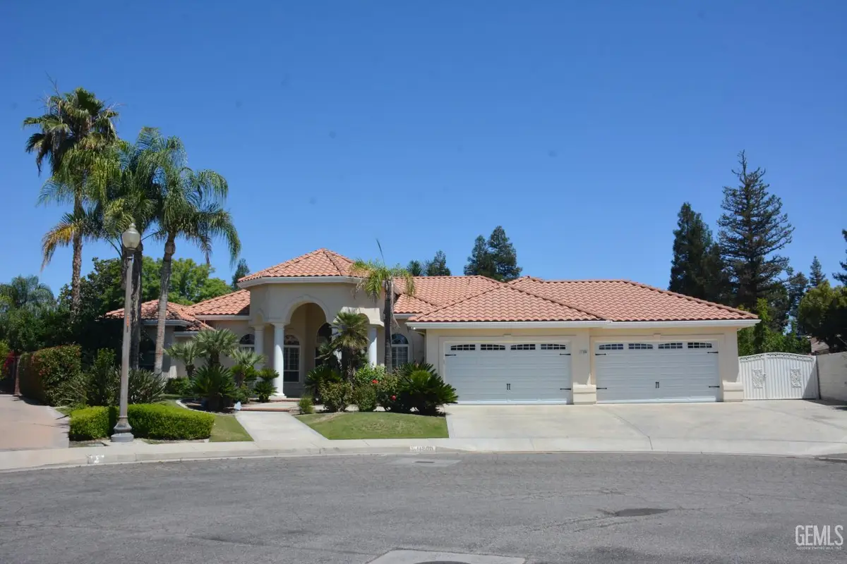 11200 TORBAY DRIVE, Bakersfield, CA 93311 - #1