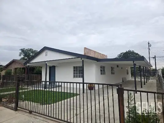 225 SAN LUCAS, McFarland, CA 93250 - #2