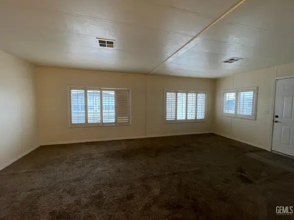 97 CINNAMON LANE, Bakersfield, CA 93308