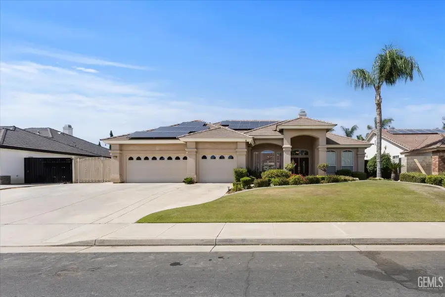 11402 DARLINGTON AVENUE, Bakersfield, CA 93312 - #3
