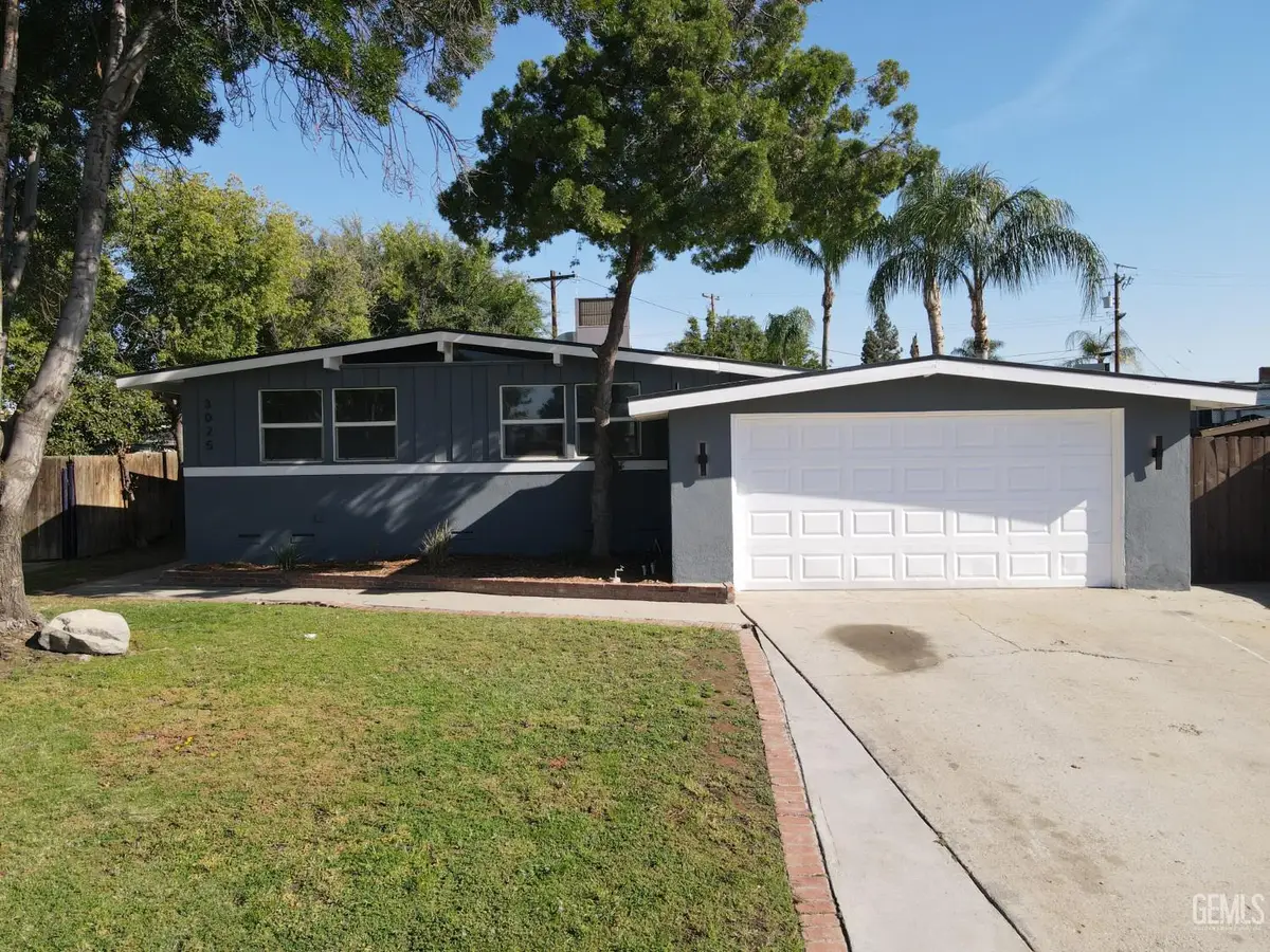 3025 PEERLESS AVENUE, Bakersfield, CA 93308 - #1