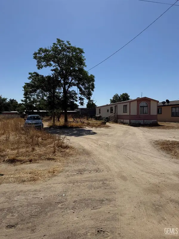 9200 SHANNON DRIVE, Bakersfield, CA 93307