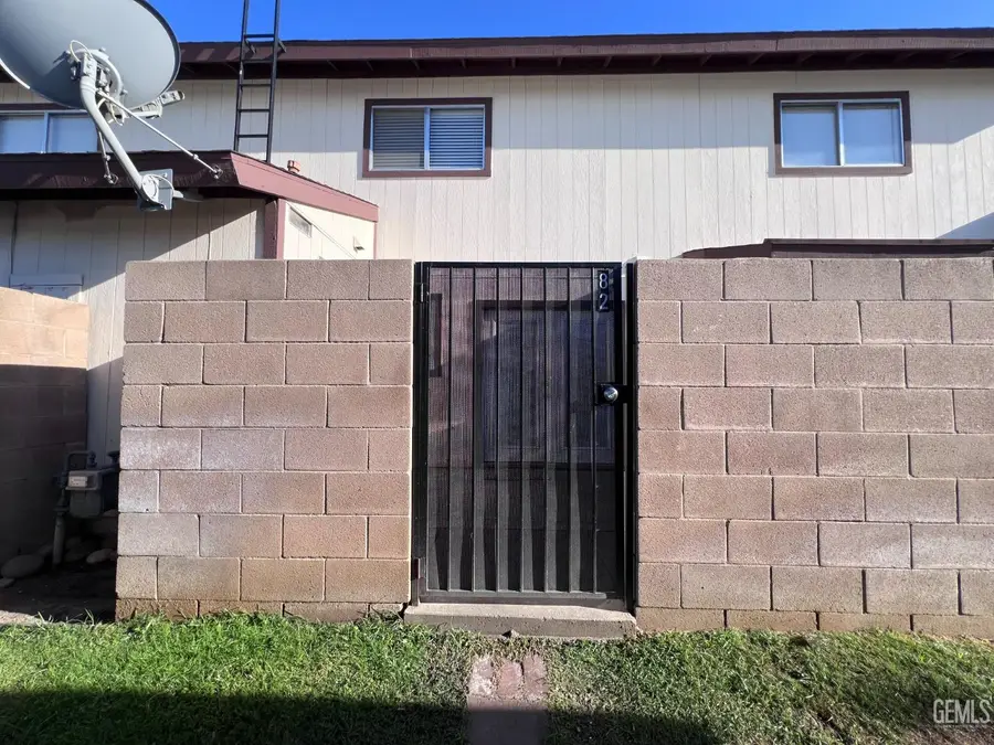 4600 BEECHWOOD STREET #82, Bakersfield, CA 93309 - #3