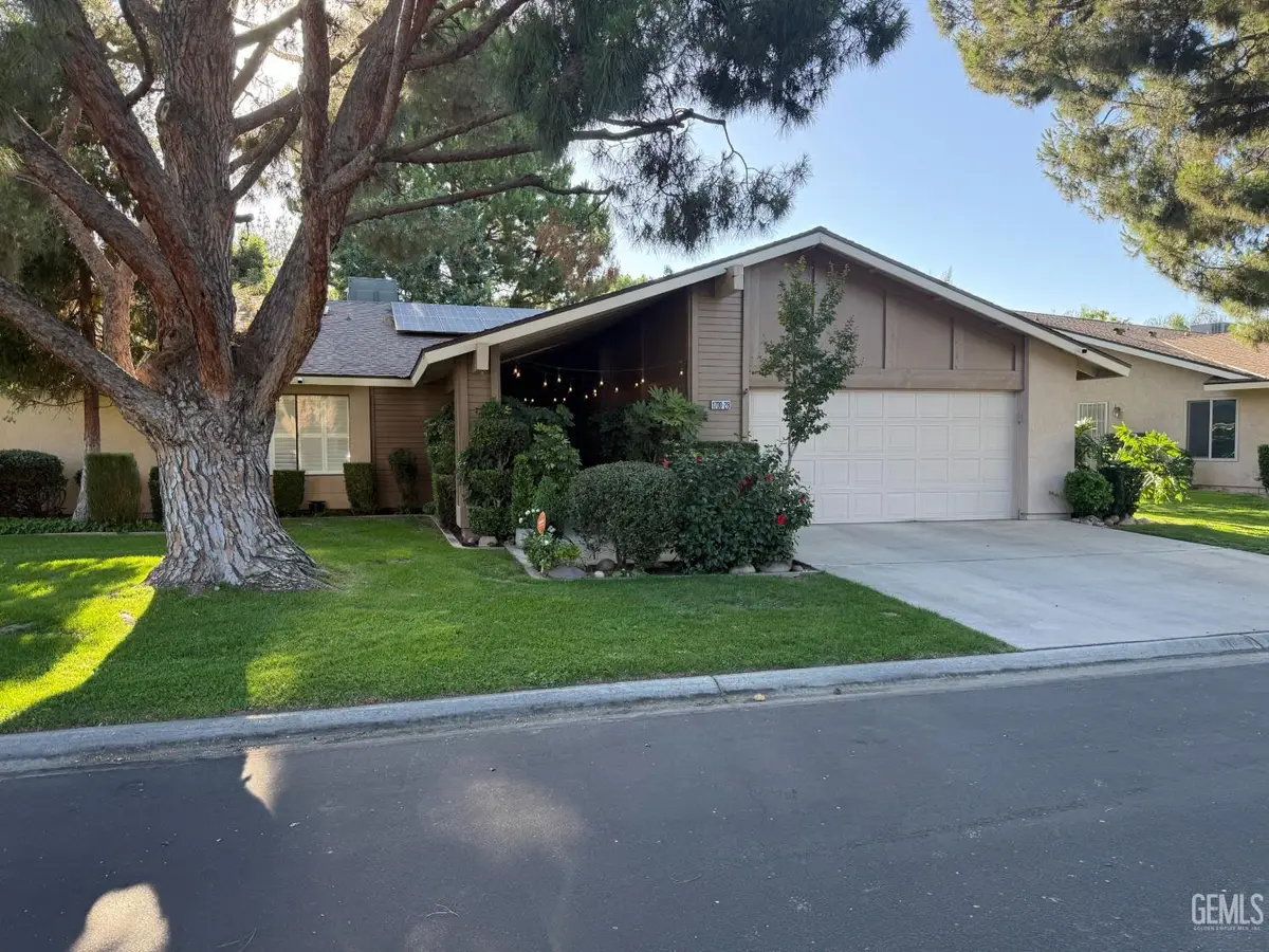 1700 ASHE ROAD #28, Bakersfield, CA 93309 - #1