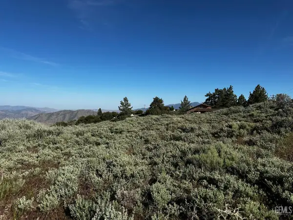 25840 REMINGTON COURT, Tehachapi, CA 93561
