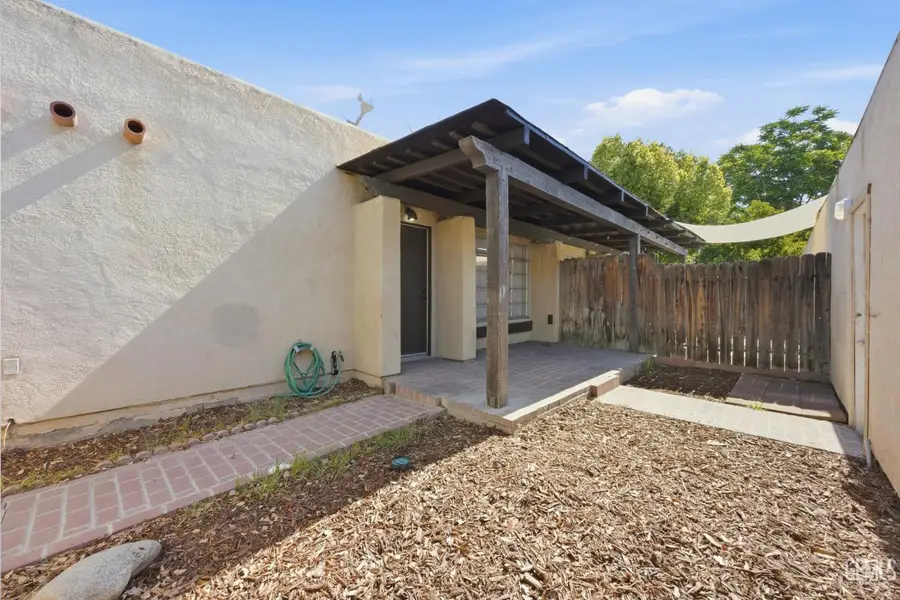 3609 SAMPSON COURT #C, Bakersfield, CA 93309 - #3