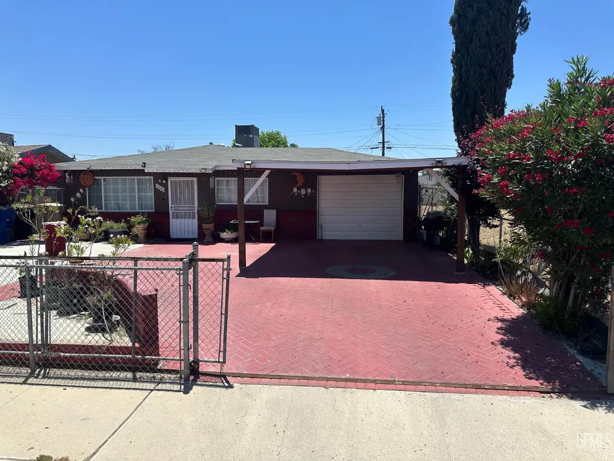 1205 RALSTON STREET, Bakersfield, CA 93307 - #1