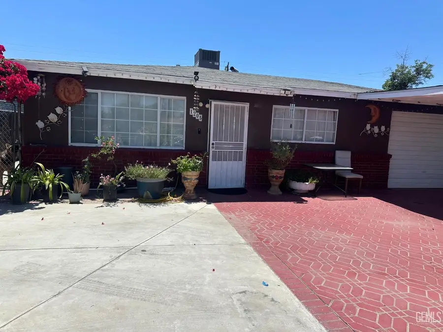 1205 RALSTON STREET, Bakersfield, CA 93307 - #2
