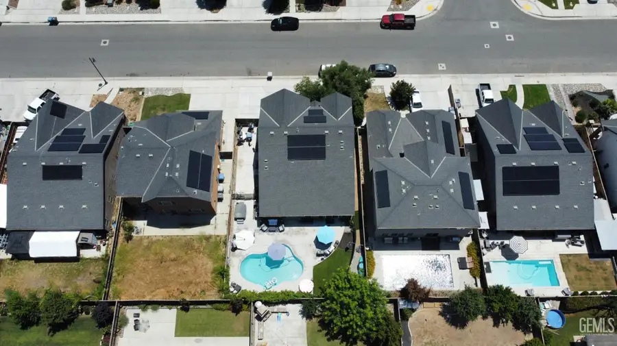 9206 RED PINE DRIVE, Shafter, CA 93263 - #3