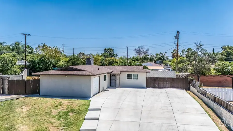 921 HILL STREET, Bakersfield, CA 93306 - #2