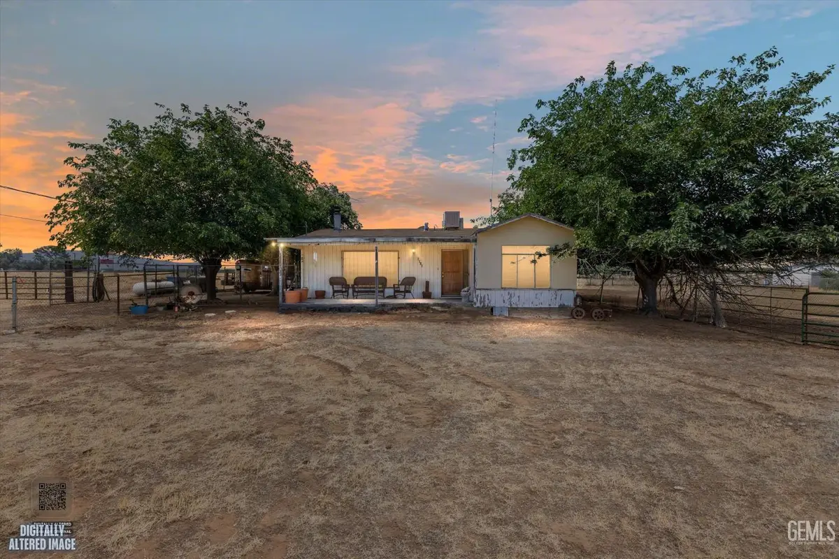 8515 MULLER ROAD, Bakersfield, CA 93307 - #1