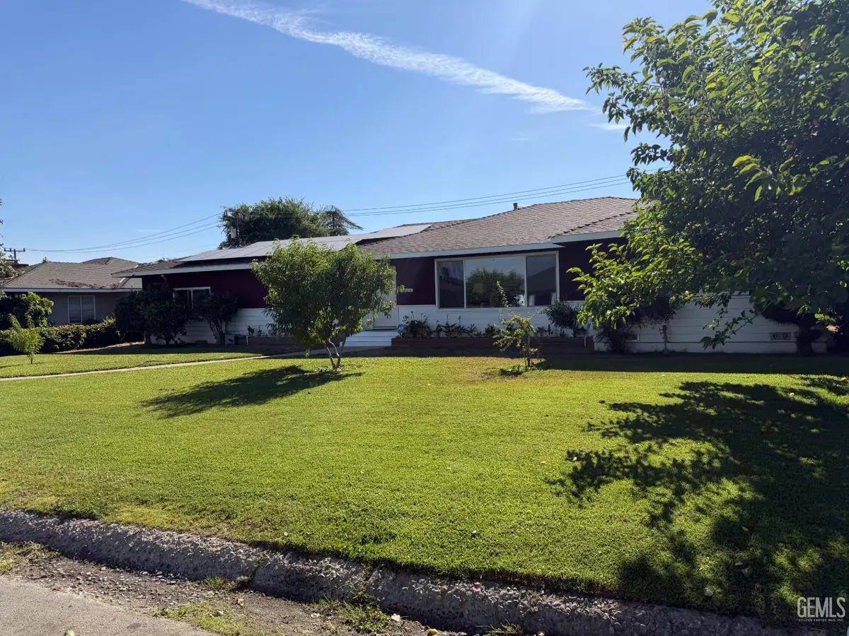3017 BARNETT STREET, Bakersfield, CA 93308 - #1