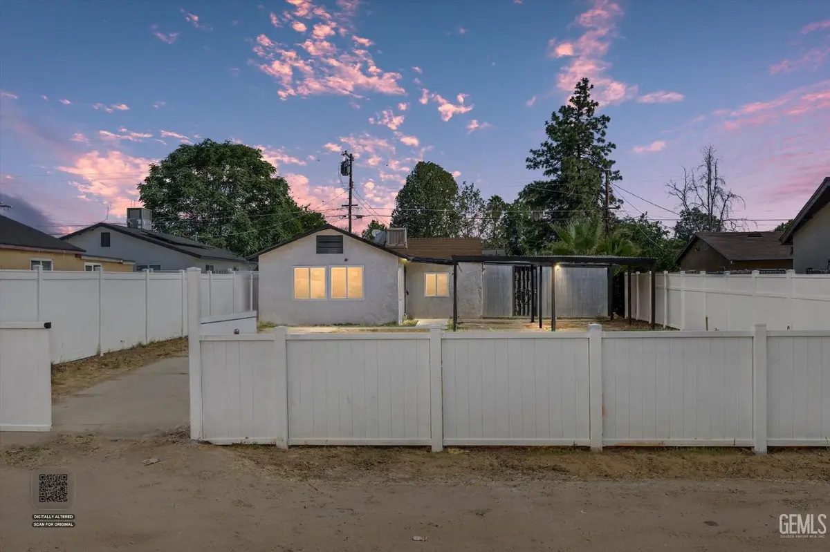 718 LINCOLN AVENUE, Bakersfield, CA 93308 - #1