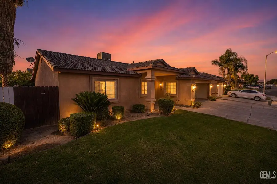5112 LA PINTA MARIA DRIVE, Bakersfield, CA 93307 - #3
