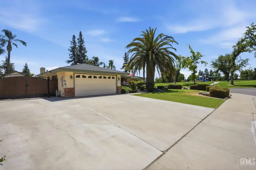9113 BEAR CREEK ROAD, Bakersfield, CA 93311 - #3