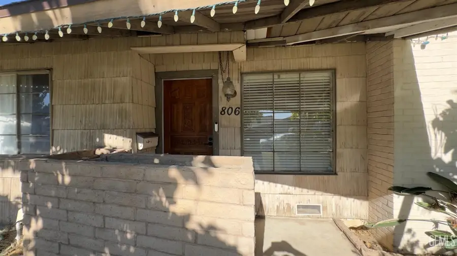 806 PIUTE STREET, Bakersfield, CA 93309 - #2