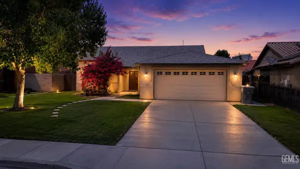 410 LAKE VALLEY DR, Bakersfield, CA 93307