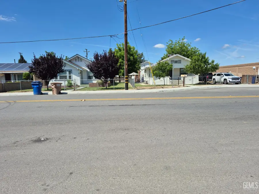 221 HUGHES LANE, Bakersfield, CA 93304 - #3