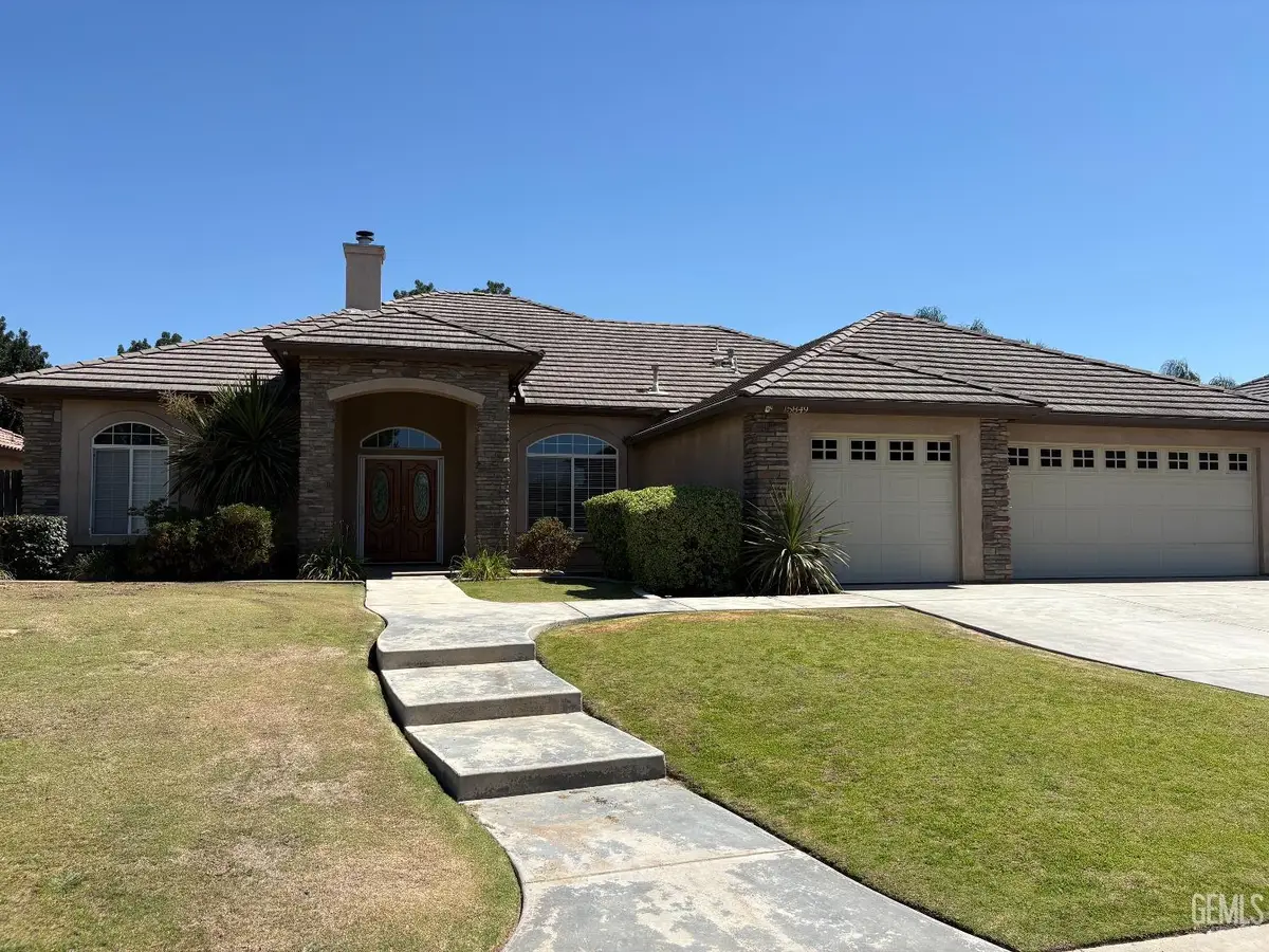 15849 CHATEAU MONTELENA DRIVE, Bakersfield, CA 93314 - #1
