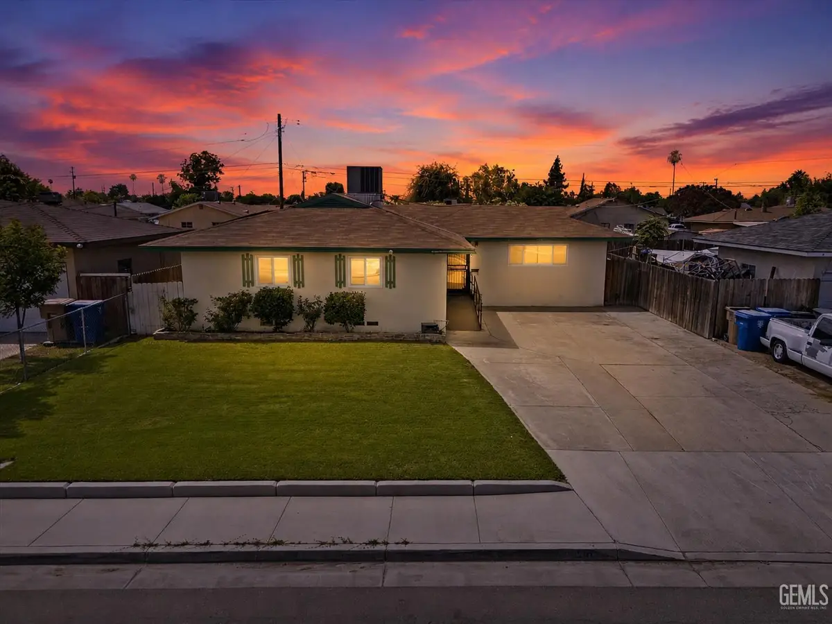 1301 ANTONIA WAY, Bakersfield, CA 93304 - #1