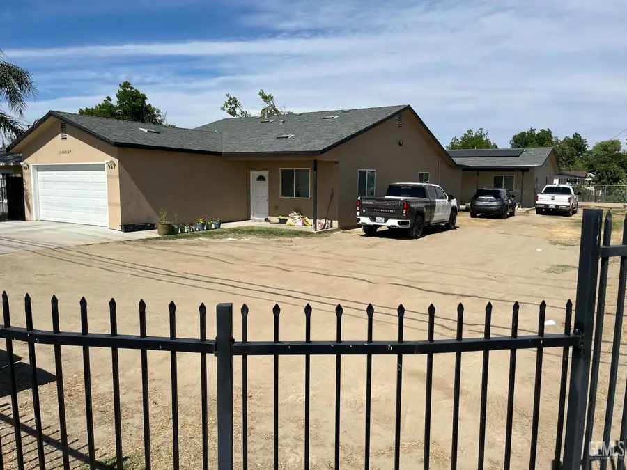 2120 S M STREET, Bakersfield, CA 93304 - #3