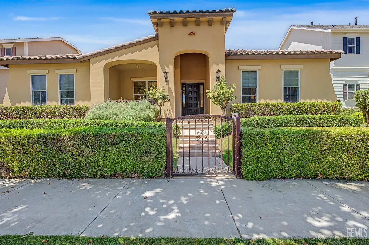 2907 OAKLEY STREET, Bakersfield, CA 93311 - #1