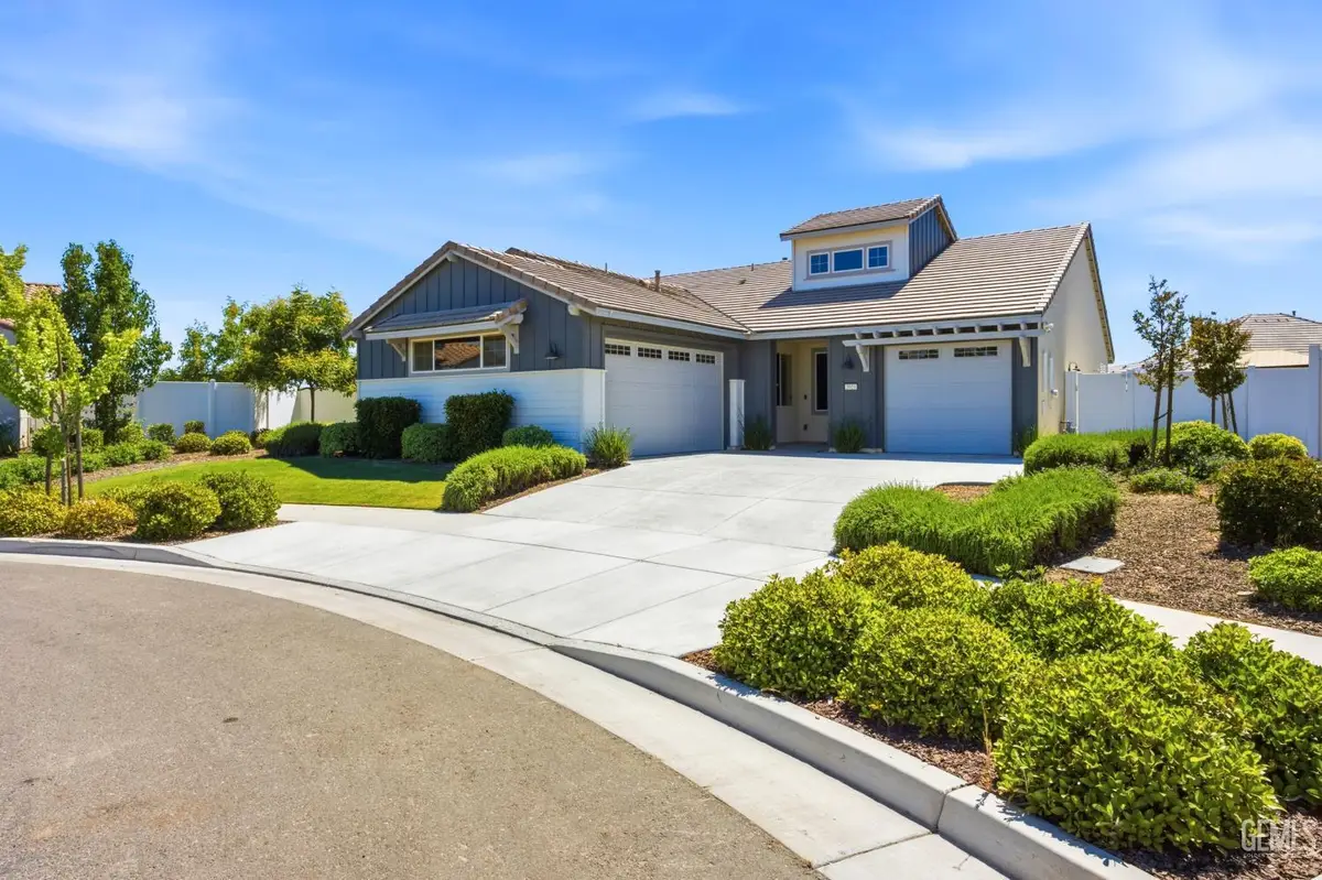 2023 RISBOROUGH COURT, Bakersfield, CA 93311 - #1