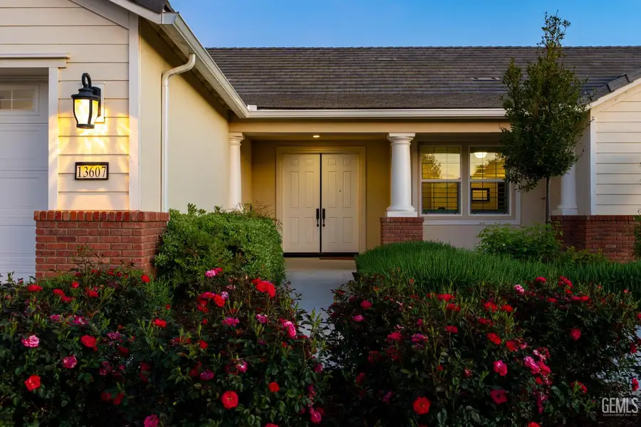 13607 STONETHWAITE LANE, Bakersfield, CA 93311 - #3
