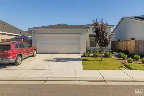 9627 MAPLE TERRACE LANE, Shafter, CA 93263