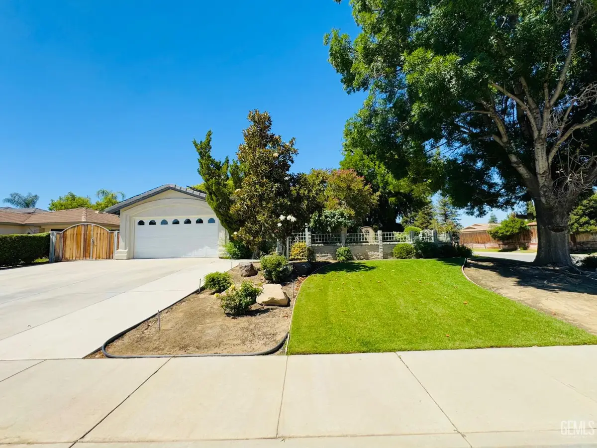 10302 IROQUOIS LANE, Bakersfield, CA 93312 - #1