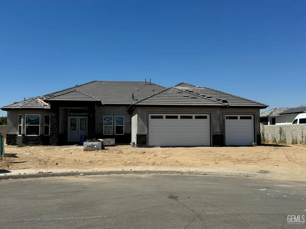 16746 STARVIEW COURT, Bakersfield, CA 93312 - #1