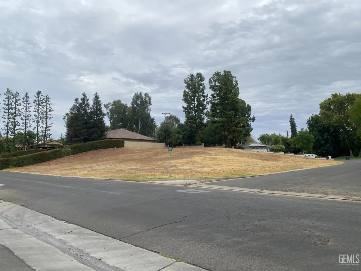 0 CLAREMONT DR, Bakersfield, CA 93306 - #1