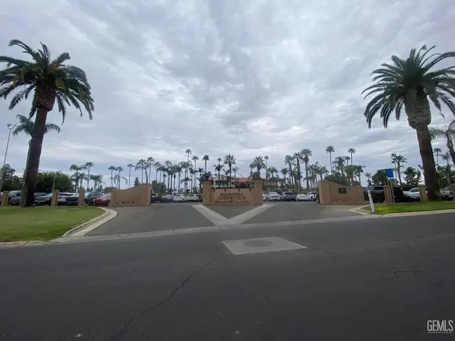 0 CLAREMONT DR, Bakersfield, CA 93306 - #3