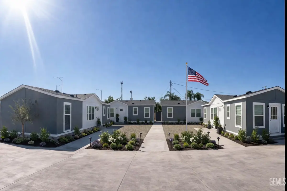2155 KENTUCKY STREET, Bakersfield, CA 93305 - #1