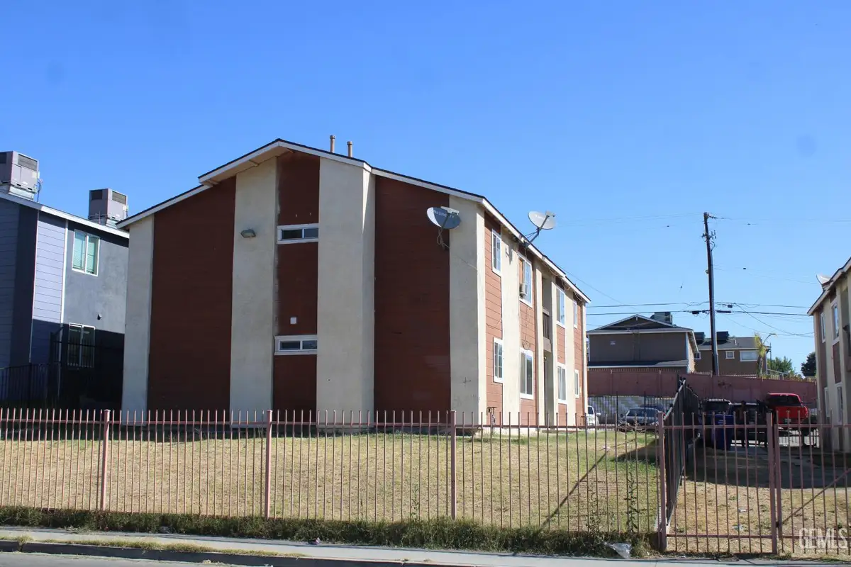 1308 FLOWER STREET, Bakersfield, CA 93305 - #1