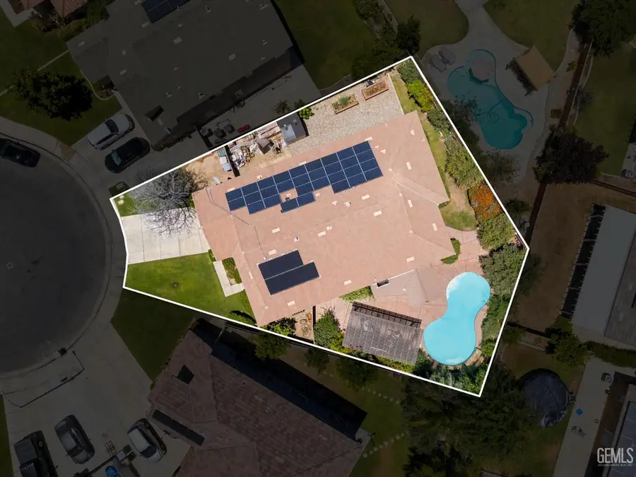 10104 SHARKTOOTH PEAK DRIVE, Bakersfield, CA 93311 - #3