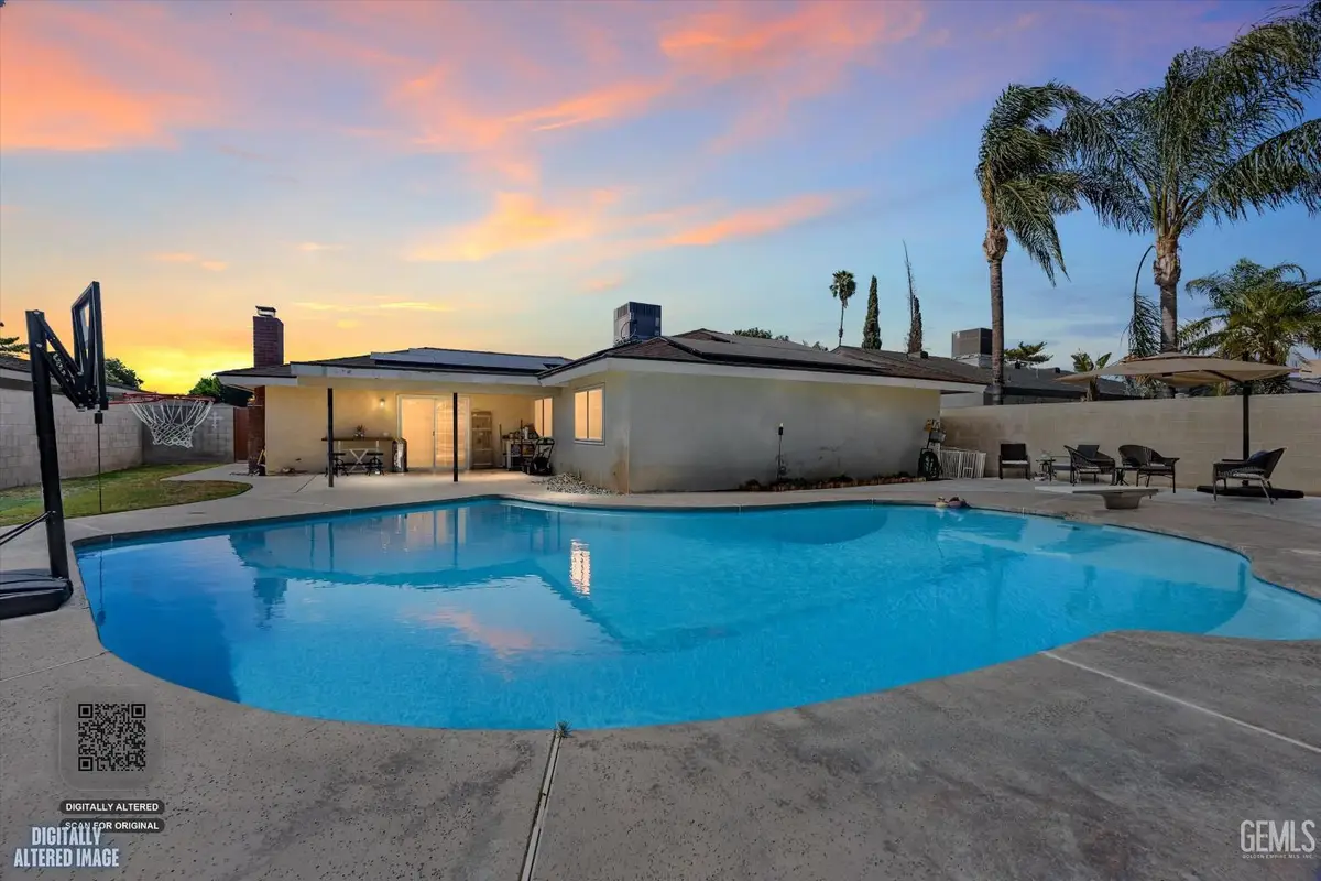 6621 VANCOUVER DRIVE, Bakersfield, CA 93309 - #1