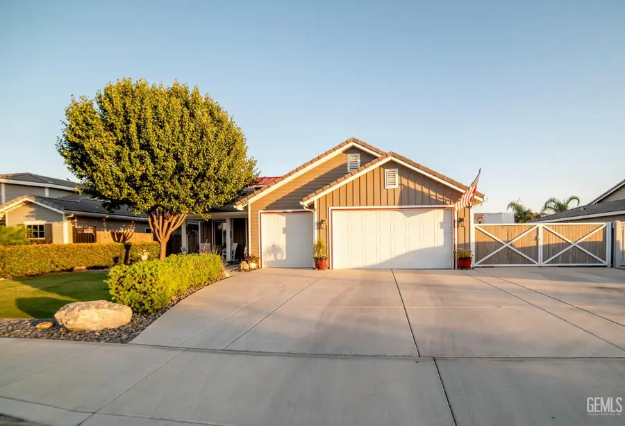 4201 ROLLING ROCK AVENUE, Bakersfield, CA 93313 - #2