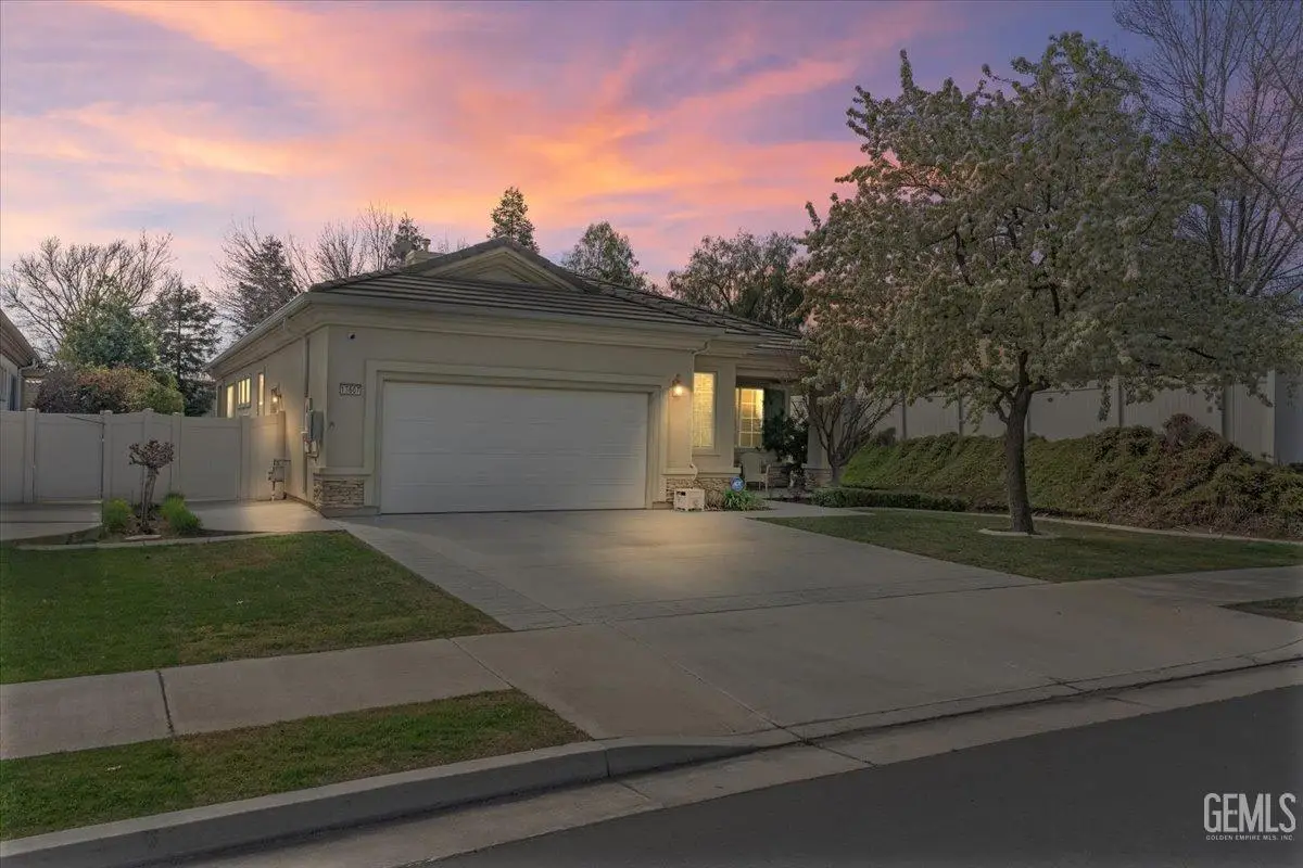 13607 BLOSSOM RIDGE DRIVE, Bakersfield, CA 93306 - #1