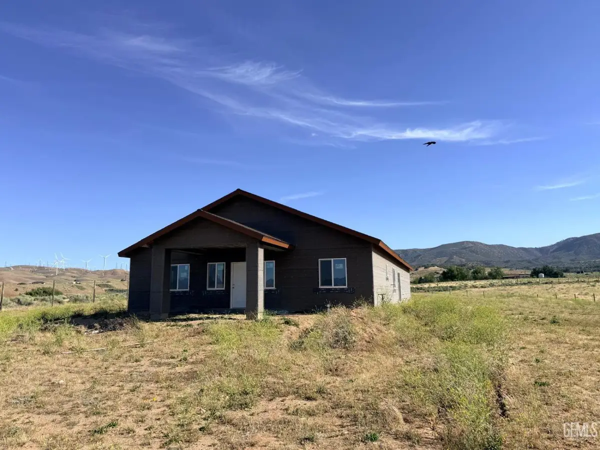 18701 MAURICE WAY, Tehachapi, CA 93561 - #1